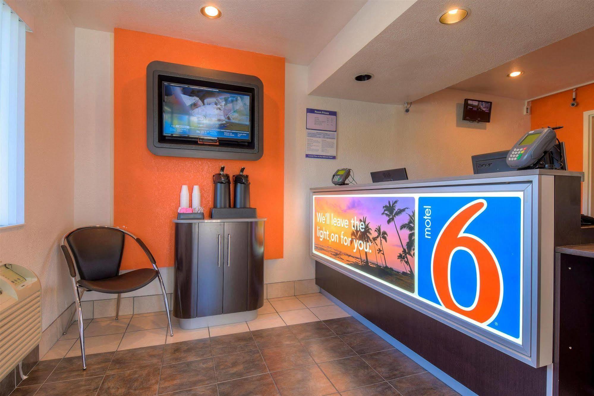 Motel 6-San Ysidro, Ca - San Diego - Border Экстерьер фото